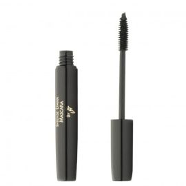 De Intens Dark mascara met unieke carbonzwart pigmenten geeft wimpers een intensieve diepzwarte kleur, een verleidelijke curve en volume.