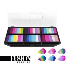 Fusion Leanne's Happy Pixie Petal Palette

Met een buitengewone flair voor het combineren van schmink, is de collectie van de Australische kunstenaar Leanne Courtney een must geworden voor facepainters over de hele wereld.