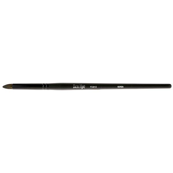 Ben Nye Medium Tapered Point Brush