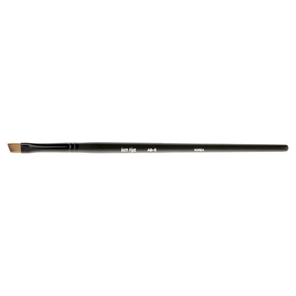 Ben Nye Angle Shadow Brush No. 8