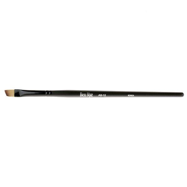 Ben Nye Angle Shadow Brush No. 12